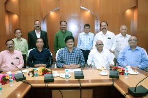 पॉवर कंपनी में छह सेवानिवृत्ति कर्मियों को विदाई