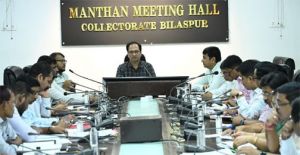  बरसात के बाद तत्काल शुरू होंगे सड़क मरम्मत के काम-कलेक्टर