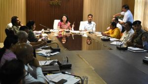  कुपोषित बच्चों को गोद लेकर उनका समुचित देखभाल करेंगे जिला स्तरीय अधिकारी