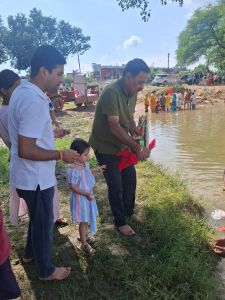  अमर गिदवानी ने अपने घर के श्रीगणेश की मूर्ति का अमलेश्वर में  किया श्रद्धापूर्ण विसर्जन