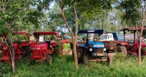  खनिजों का अवैध परिवहन करते 5 वाहन जब्त