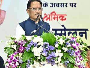  श्रमवीर समाज की रीढ़ हैं, उनके योगदान से ही विकसित छत्तीसगढ़ का सपना होगा साकार : मुख्यमंत्री  