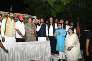  भाजपा अल्पसंख्यक मोर्चा ने मनाया प्रधानमंत्री का जन्मदिन