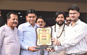   युवाओं को रोजगार दिलाना सरकार की पहली प्राथमिकता: राजस्व मंत्री  टंक राम वर्मा