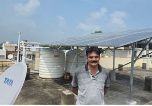 गंगापुर निवासी सुरेंद्र शुक्ला के घर सौर ऊर्जा से हुए रोशन