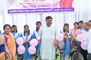  शिक्षा मंत्री श्री गजेंद्र यादव ने सरस्वती साइकिल योजना के तहत 55 छात्राओं को किया साइकिल वितरण
