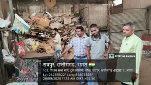 निगम जोन 9 स्वास्थ्य विभाग ने दुबे कॉलोनी मोवा में डस्टबिन नहीं मिलने और गन्दगी फैलाने पर दुकानदार पर किया 2000 रूपये ई जुर्माना निगम जोन 9 स्वास्थ्य विभाग ने दुबे कॉलोनी मोवा में डस्टबिन नहीं मिलने और गन्दगी फैलाने पर दुकानदार पर किया 2000 रूपये ई जुर्माना