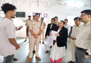 अंडर ट्रायल रिव्यू कमेटी ने किया जिला जेल का निरीक्षण अंडर ट्रायल रिव्यू कमेटी ने किया जिला जेल का निरीक्षण