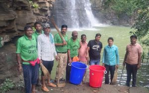 सेवा पर्व के तहत सिद्धखोल पर्यटन स्थल में स्वच्छता अभियान सेवा पर्व के तहत सिद्धखोल पर्यटन स्थल में स्वच्छता अभियान