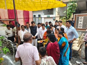 विधायक मोतीलाल साहू ने 10 लाख रूपये में सड़क, नाली बनाने विकास कार्यों का किया भूमिपूजन विधायक मोतीलाल साहू ने 10 लाख रूपये में सड़क, नाली बनाने विकास कार्यों का किया भूमिपूजन