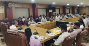 मुख्यमंत्री के आगमन को लेकर जिला प्रशासन अलर्ट मोड पर, कलेक्टर रणबीर शर्मा ने की तैयारियों की समीक्षा मुख्यमंत्री के आगमन को लेकर जिला प्रशासन अलर्ट मोड पर, कलेक्टर रणबीर शर्मा ने की तैयारियों की समीक्षा