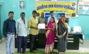 विशेष ग्राम सभाओं के माध्यम से बालोद जिले में एग्रीस्टैक डिजिटल फसल सर्वेक्षण के गिरदावरी सूची पठन का कार्य जारी विशेष ग्राम सभाओं के माध्यम से बालोद जिले में एग्रीस्टैक डिजिटल फसल सर्वेक्षण के गिरदावरी सूची पठन का कार्य जारी