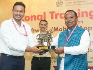 पशुपालन और डेयरी उद्योग से आत्मनिर्भर भारत के लक्ष्य को आगे बढ़ाएंगे: रामविचार नेताम पशुपालन और डेयरी उद्योग से आत्मनिर्भर भारत के लक्ष्य को आगे बढ़ाएंगे: रामविचार नेताम