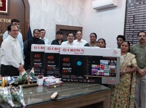 शिक्षा में डिजिटल क्रांति- 1100 विद्यालयों को मिलेगी स्मार्ट टीवी की सौगात शिक्षा में डिजिटल क्रांति- 1100 विद्यालयों को मिलेगी स्मार्ट टीवी की सौगात