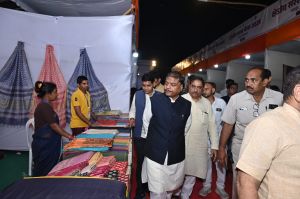 महिलाओं के आजीविका संवर्धन का उत्सव : क्षेत्रीय सरस मेला 2025 का भव्य शुभारंभ महिलाओं के आजीविका संवर्धन का उत्सव : क्षेत्रीय सरस मेला 2025 का भव्य शुभारंभ