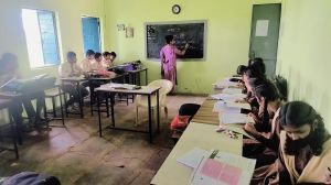 शासकीय हाई स्कूल ग्राम बरौंडा में युक्तियुक्तकरण से पढ़ाई हुई आसान शासकीय हाई स्कूल ग्राम बरौंडा में युक्तियुक्तकरण से पढ़ाई हुई आसान