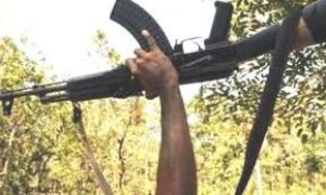  बस्तर में नक्सल उन्मूलन की दिशा में ऐतिहासिक सफलता — दण्डकारण्य क्षेत्र के 200 से अधिक माओवादी कैडर करेंगे आत्मसमर्पण