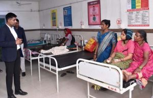 कलेक्टर ने जिला चिकित्सालय का किया निरीक्षण कलेक्टर ने जिला चिकित्सालय का किया निरीक्षण