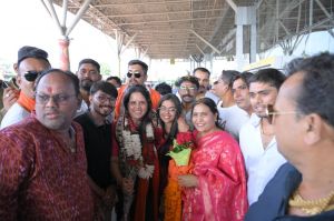 जापान में अंतर्राष्ट्रीय मेयर्स फोरम में रायपुर का प्रतिनिधित्व कर वापस लौटने पर महापौर मीनल का भव्य स्वागत जापान में अंतर्राष्ट्रीय मेयर्स फोरम में रायपुर का प्रतिनिधित्व कर वापस लौटने पर महापौर मीनल का भव्य स्वागत