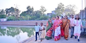 मंत्री श्रीमती लक्ष्मी राजवाड़े ने किया भटगांव छठ घाट का निरीक्षण मंत्री श्रीमती लक्ष्मी राजवाड़े ने किया भटगांव छठ घाट का निरीक्षण