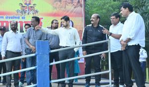 छठ महापर्व : कलेक्टर, एसपी और आयुक्त ने प्रमुख घाटों का किया निरीक्षण छठ महापर्व : कलेक्टर, एसपी और आयुक्त ने प्रमुख घाटों का किया निरीक्षण