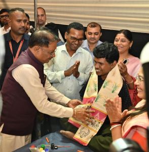 दिव्यांगजनों के सशक्तिकरण के लिए सरकार संकल्पित – मुख्यमंत्री विष्णुदेव साय दिव्यांगजनों के सशक्तिकरण के लिए सरकार संकल्पित – मुख्यमंत्री विष्णुदेव साय