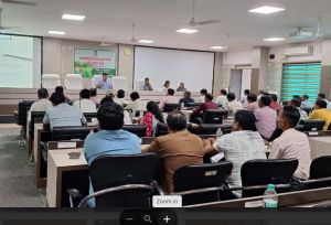  कलेक्टर द्वारा प्रधानमंत्री धन-धान्य कृषि योजना की समीक्षा