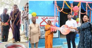 सास-बहू की जोड़ी प्यारी और पूर्णिमा सेन ने नव वधुओं की तरह कुम-कुम वाले पैरों के साथ अपने नए पक्के मकान में किया प्रवेश सास-बहू की जोड़ी प्यारी और पूर्णिमा सेन ने नव वधुओं की तरह कुम-कुम वाले पैरों के साथ अपने नए पक्के मकान में किया प्रवेश