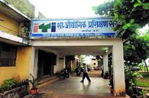 शासकीय औद्योगिक प्रशिक्षण संस्था बालोद में अप्रेटिंसशीप मेला का आयोजन 10 नवंबर को