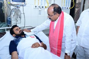 उप मुख्यमंत्री अरुण साव रेल हादसे में घायल लोगों से मिले उप मुख्यमंत्री अरुण साव रेल हादसे में घायल लोगों से मिले