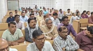 राष्ट्रगीत वंदे मातरम के 150 वर्ष पूर्ण होने पर निगम सभागार में कार्यक्रम आयोजित राष्ट्रगीत वंदे मातरम के 150 वर्ष पूर्ण होने पर निगम सभागार में कार्यक्रम आयोजित