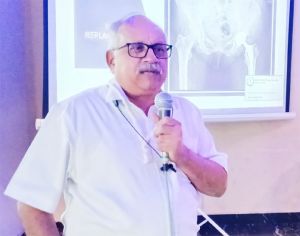 उम्र के साथ हमारा सिस्टम भी स्लो हो जाता हैः डॉ. आनंद जोशी 