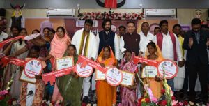   भगवान बिरसा मुंडा की 150वीं जयंती पर महासमुंद में जनजातीय गौरव दिवस का भव्य आयोजन