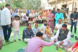  1.73 की राशि से संवरेंगी दुर्ग की सड़के, मंत्री गजेन्द्र यादव ने किया भूमिपूजन