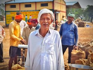  राज्य के सभी जिलों में समर्थन मूल्य पर धान खरीदी का सिलसिला जारी