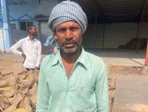 धान खरीदी व्यवस्था से खुश हैं किसान नारायण पटेल