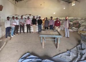  ग्राम बलोदा में 450 कट्टा अवैध धान जप्त, राजस्व एवं मंडी टीम की संयुक्त कार्रवाई