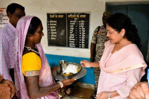 प्राथमिक शाला गुदुम के भोजन की गुणवत्ता की सराहना प्राथमिक शाला गुदुम के भोजन की गुणवत्ता की सराहना