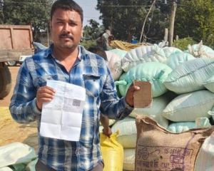 ऑनलाइन टोकन से नीरज गिरी को धान बिक्री में हुई आसानी