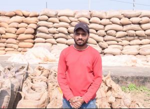  किसानों के वास्तविक जरूरतों और उनकी मेहनत का मिल रहा सम्मान - किसान श्री वैभव