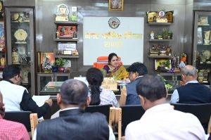  सभी 70 वार्ड के बीस बड़े संपत्तिकर बकायादारो की समीक्षा