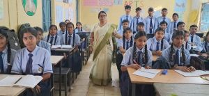   डॉ संगीता अंजोरा आत्मानंद स्कूल की प्राचार्या बनीं