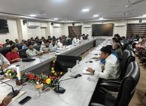 धान खरीदी शासन की सर्वोच्च प्राथमिकता, गंभीरता से करें कार्य-कलेक्टर 