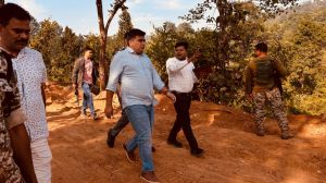   सुदूर ग्राम चिकपाल से प्रतापगिरी तक निर्माणाधीन सड़क का कलेक्टर ने किया निरीक्षण 