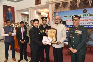  सशस्त्र बल ध्वज दिवस कोष हेतु अधिक राशि संग्रहण के लिये दुर्ग जिला सम्मानित