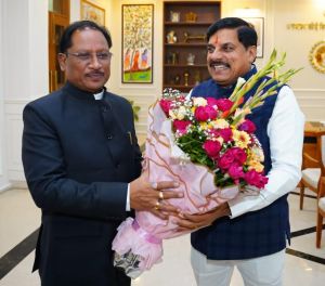 सीएम साय ने मप्र के सीएम मोहन यादव से की मुलाकात