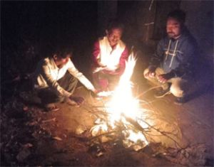  ननि द्वारा 25 से अधिक स्थानों पर  अलाव जलाने की व्यबस्था 
