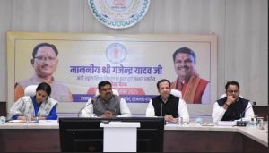 स्कूल शिक्षा मंत्री गजेन्द्र यादव ने शिक्षा विभाग की दुर्ग संभाग स्तरीय समीक्षा बैठक ली