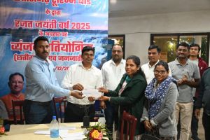  छत्तीसगढ़ स्थापना दिवस के रजत जयंती वर्ष में दंडामी लक्जरी रिसोर्ट चित्रकोट बस्तर में हुई पारंपरिक छत्तीसगढ़ी-जनजातीय व्यंजन प्रतियोगिता