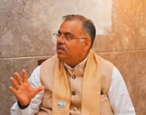  मतदाता सूची शुद्धिकरण लोकतंत्र को मजबूत करता है : तरुण चुघ